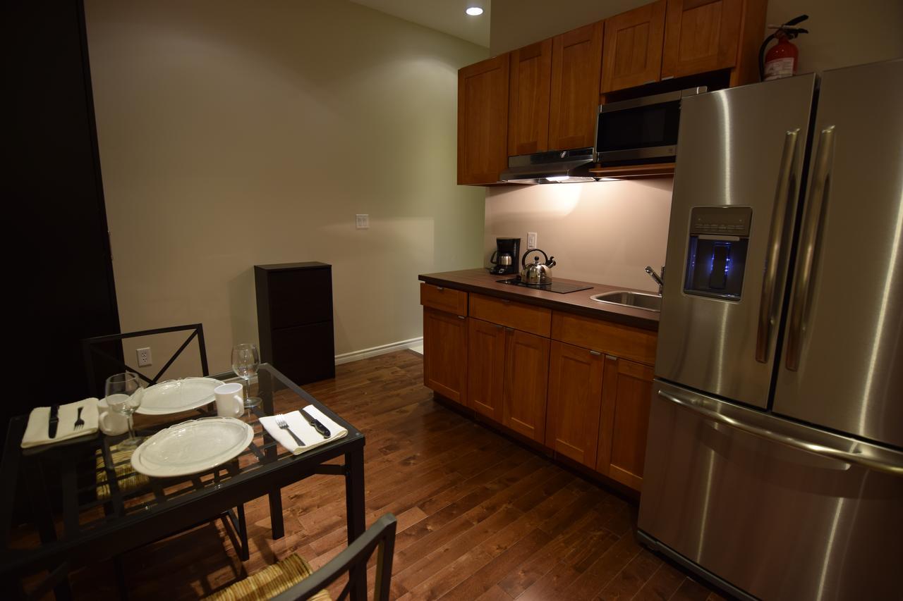 The Lion Inn & Suites Chetwynd Esterno foto